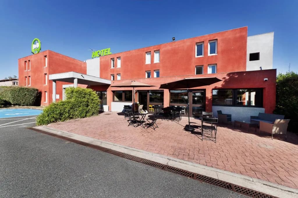 B&B Hôtel Albi - Photo 1