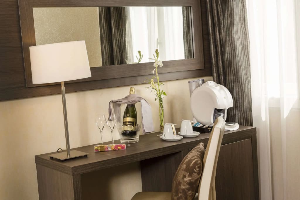 Best Western Plus Hotel Elixir Grasse - Photo 3