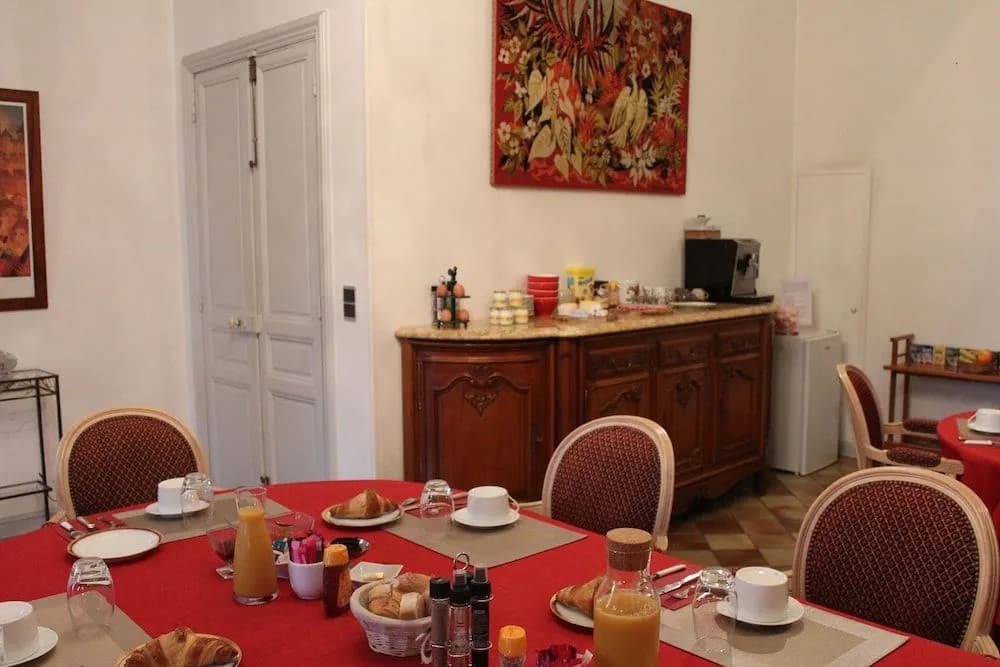 Carcas Hotes Guest House - Miniature 8