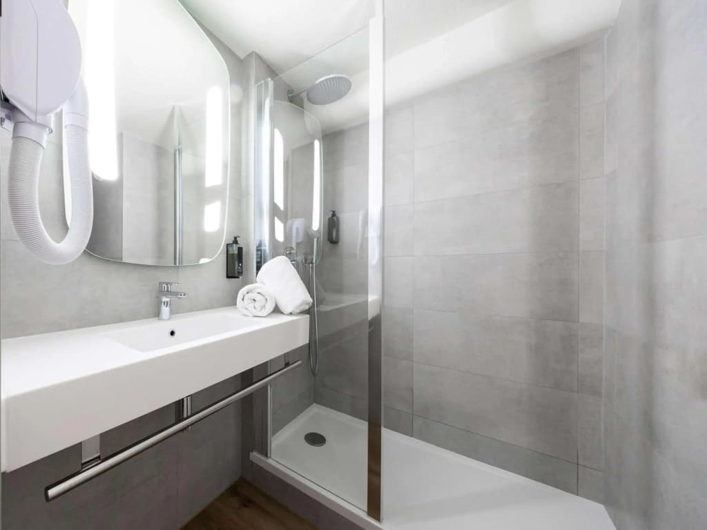 ibis Bordeaux Centre Meriadeck - Miniature 8