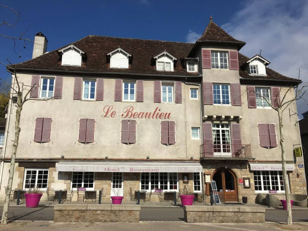 Hôtel Le Beaulieu - Photo 1
