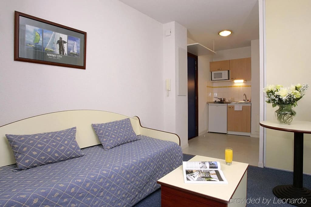 BRIT HOTEL Confort Lannion Centre Gare - Miniature 7