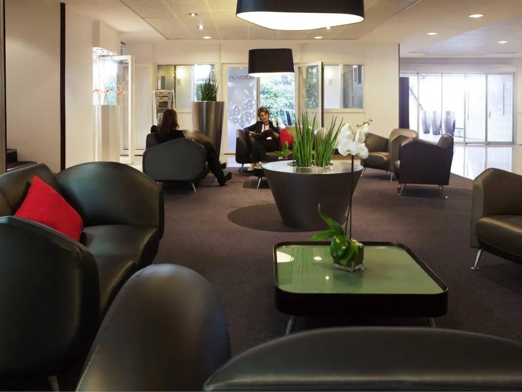 Novotel Paris La Défense Esplanade - Photo 2