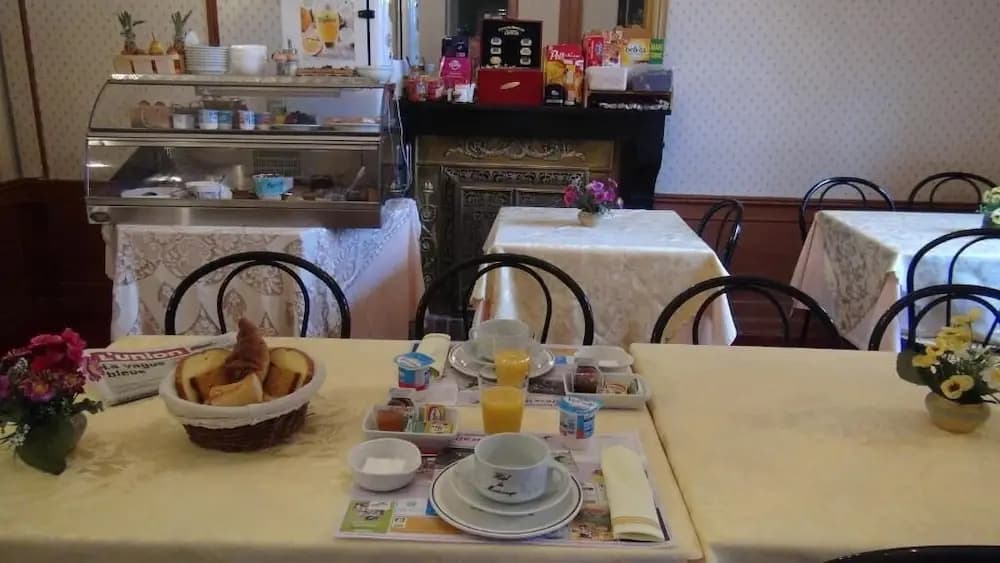 hotel le clos du montvinage - Miniature 7