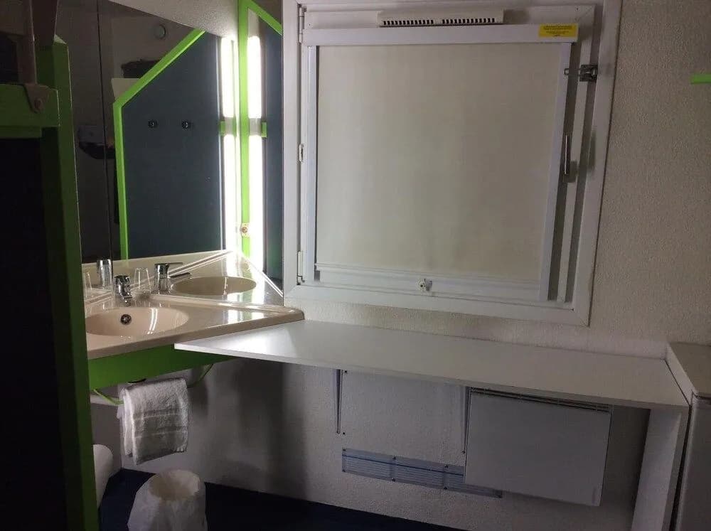 Lemon Hotel Saint Omer - Miniature 7