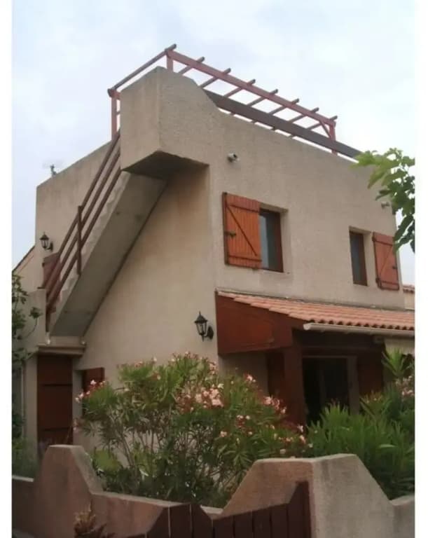 South of France Modern Retreat - Miniature 7