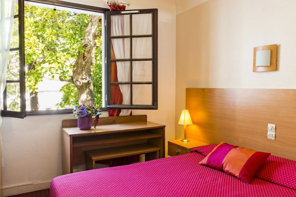 Hôtel Val Flores Logis - Photo 5