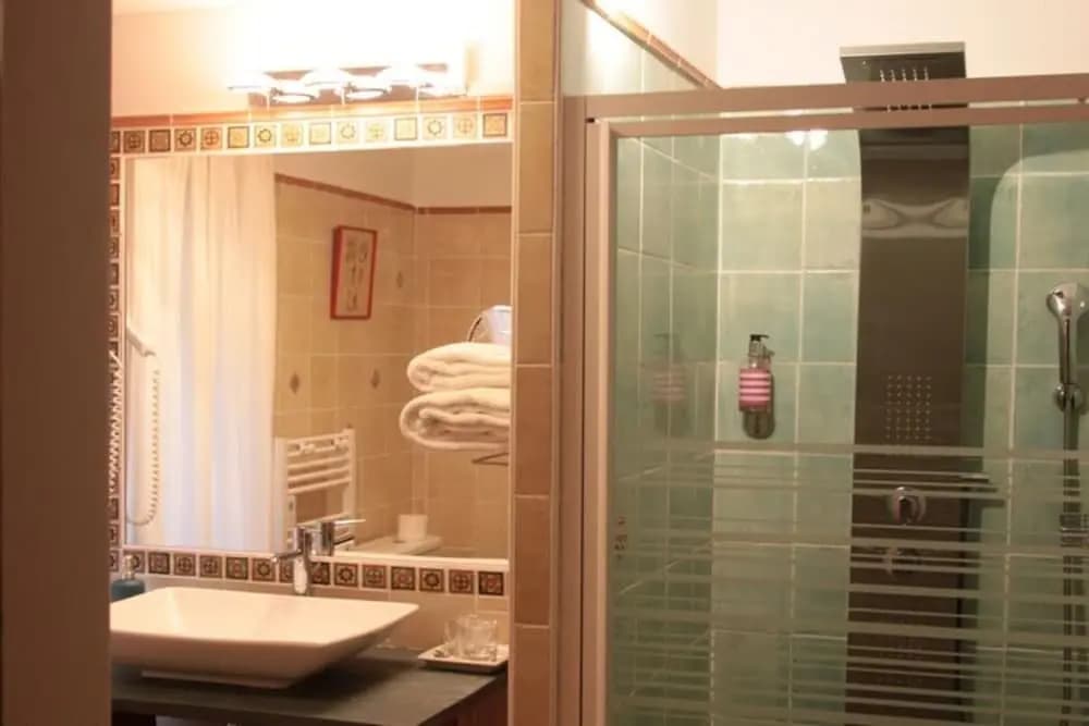 Attractive Holiday Home in Mazzola With Sauna - Miniature 8