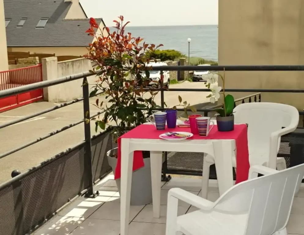 Apartment Stay Near Beach - Miniature 6