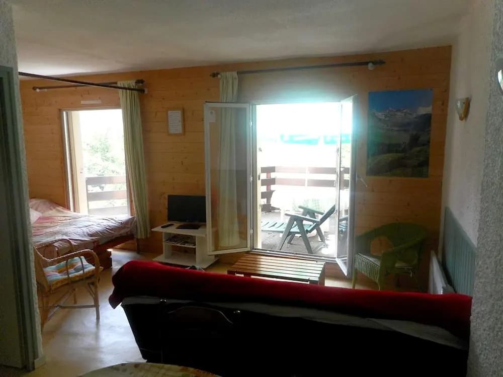 Studio In Cauterets With Wonderful Mountain View And Furnished Balcony 11 Km From The Slopes - Photo 5