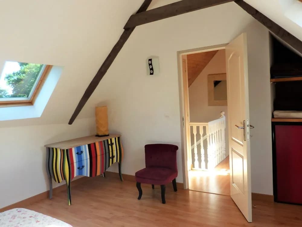 17th Century Breton Cottage With Modern Interior on the Edge of a Forest - Photo 3