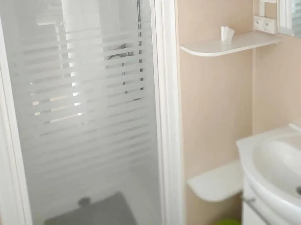 Bungalow de 3 chambres avec piscine partagee sauna et jardin a Saint Julien en Born C - Photo 5