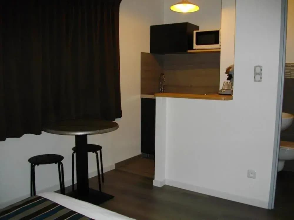 Residella House - Photo 5