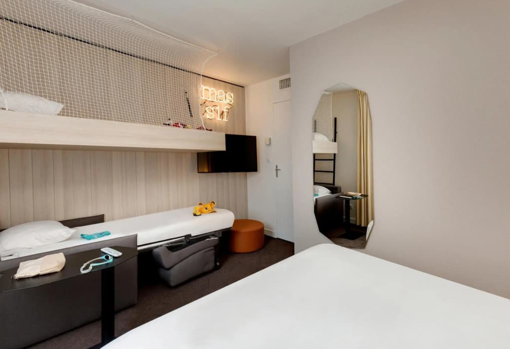 ibis Styles Clermont Ferrand Sud La Pardieu - Miniature 6