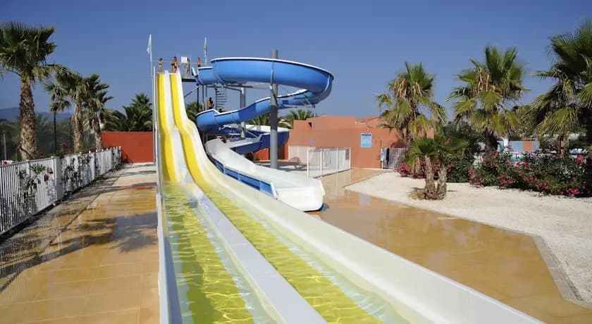 Village Del Mar - Photo 2