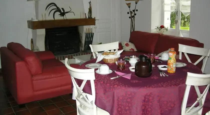 La Chataigneraie - Photo 2