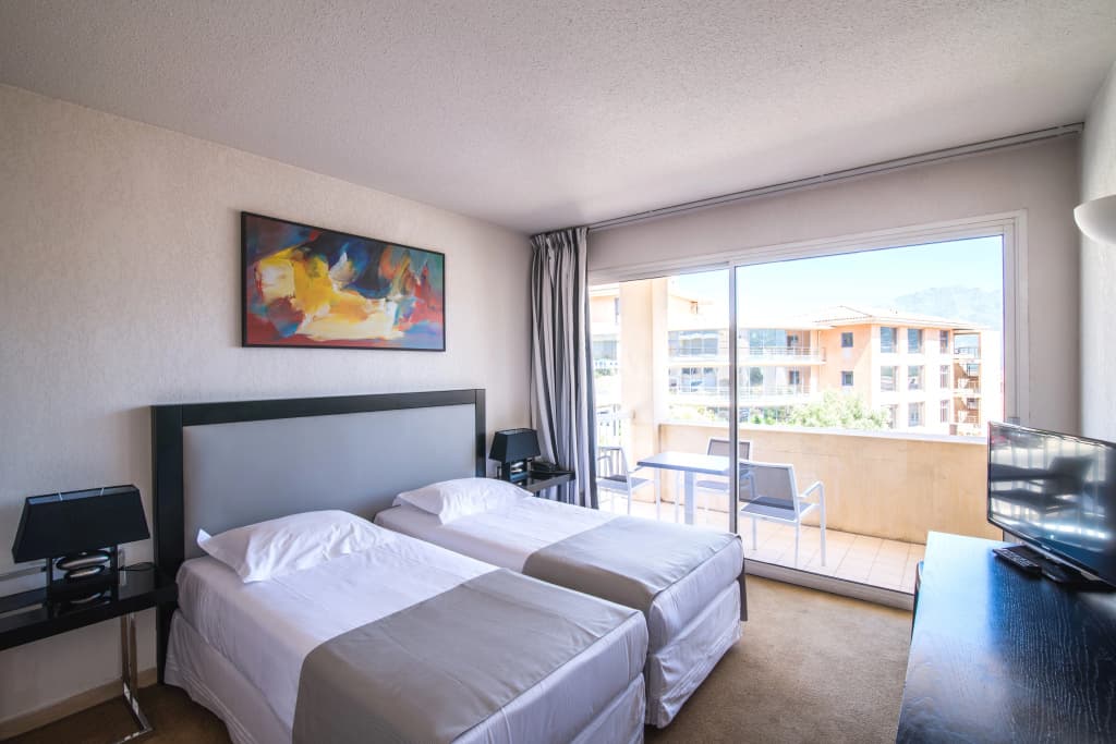Hotel Mariana - Photo 4