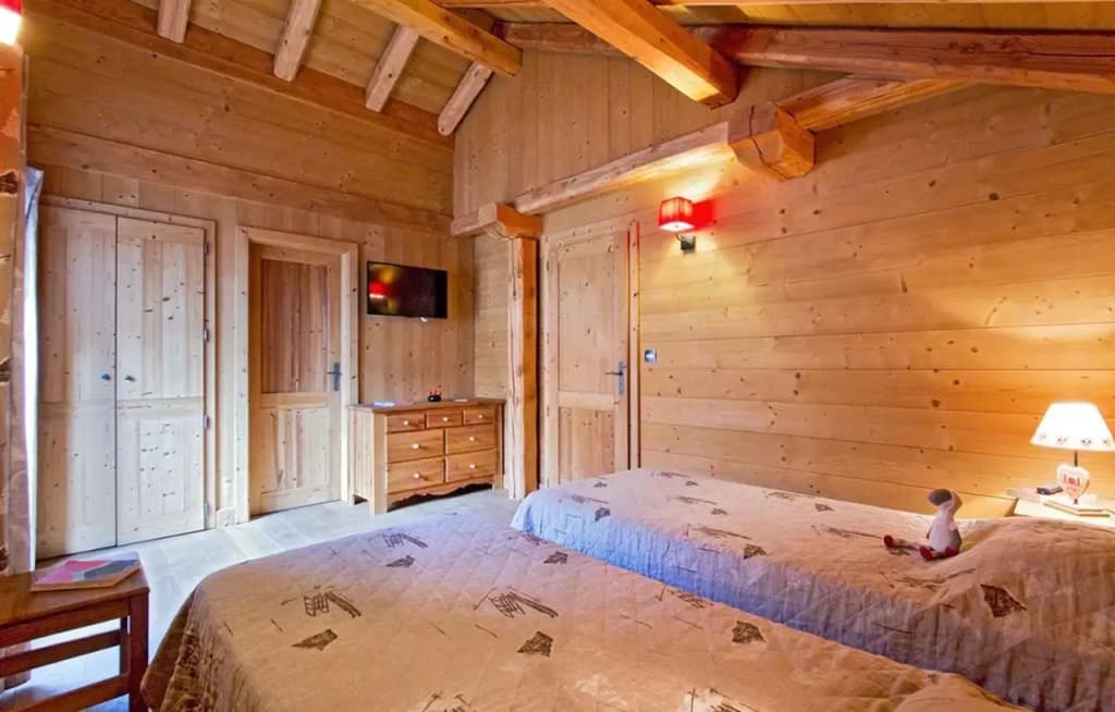 Odalys Chalet Le Loup Lodge - Photo 2