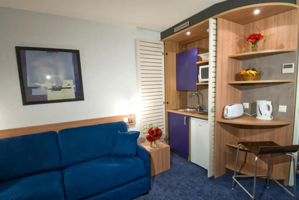 Canal Suites (Ex. Suite-Home) by Popinns - Miniature 6