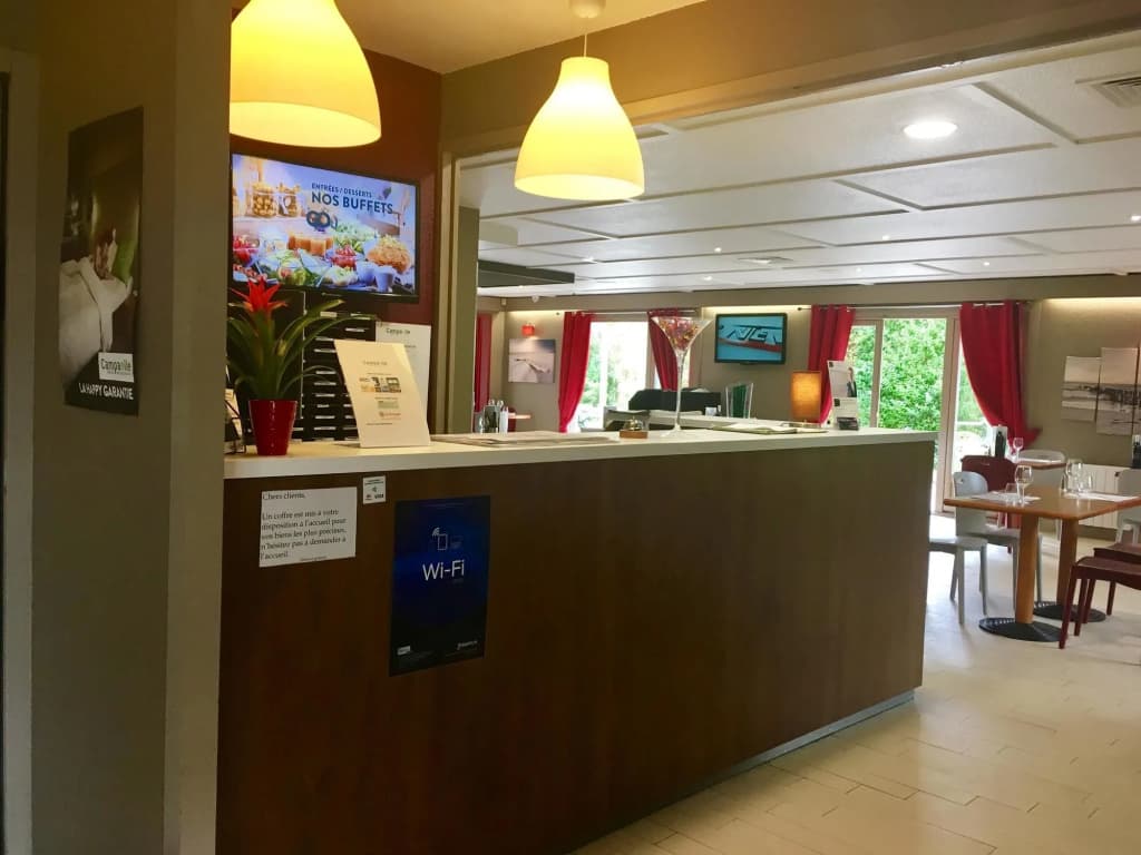Campanile Villeneuve sur Lot - Pujols - Photo 2