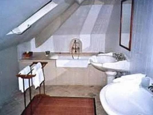 Chateau De Pont-Rilly - Miniature 6