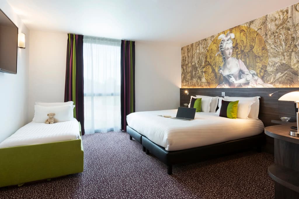 Hôtel Roi Soleil Prestige Plaisir - St Quentin - Photo 3