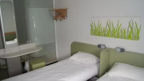 Ibis Budget Noyon - Photo 3