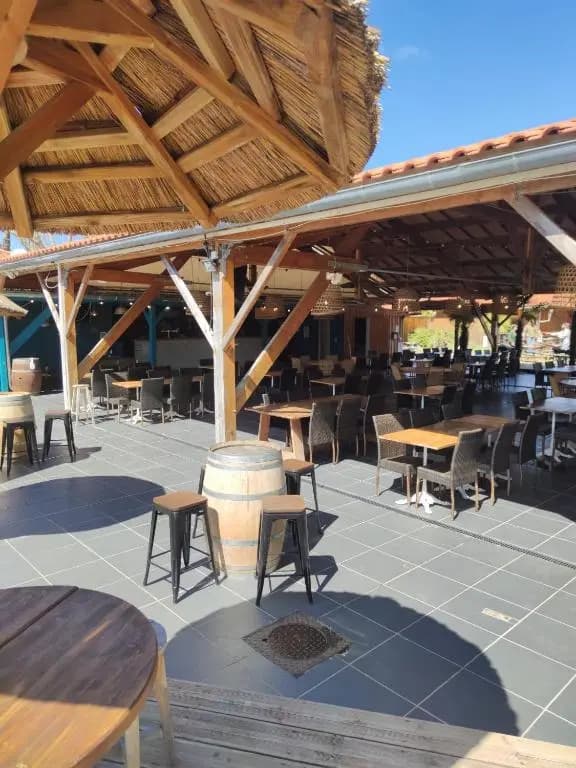 Logement camping 5 étoiles - Miniature 8