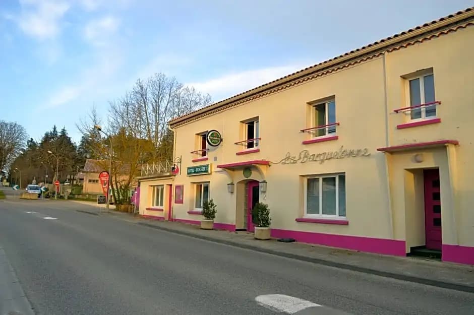 Hôtel La Barguelonne - Photo 1