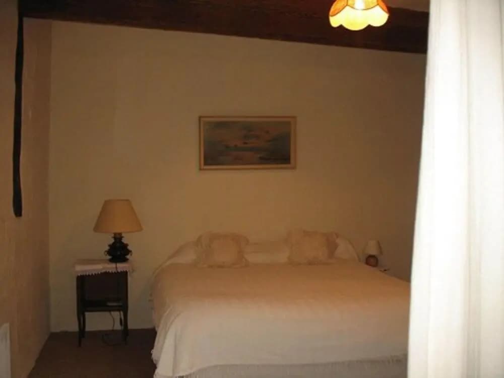 Chez Janie Hirst - Photo 2