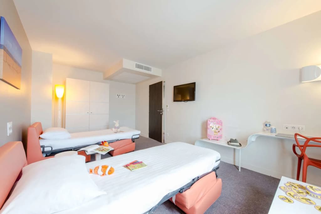 ibis Styles La Rochelle Centre les Minimes - Miniature 6