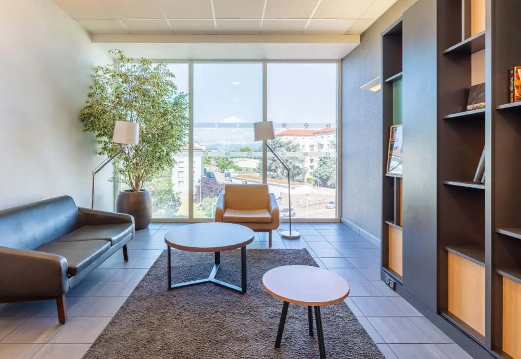 B&B HOTEL Lyon Sud Etats-Unis - Miniature 8