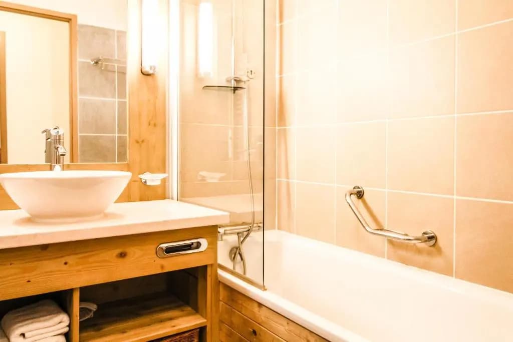 Les Terrasses d'Eos, 1-bed apartment with fireplace, Ski in, Ski out - Miniature 7