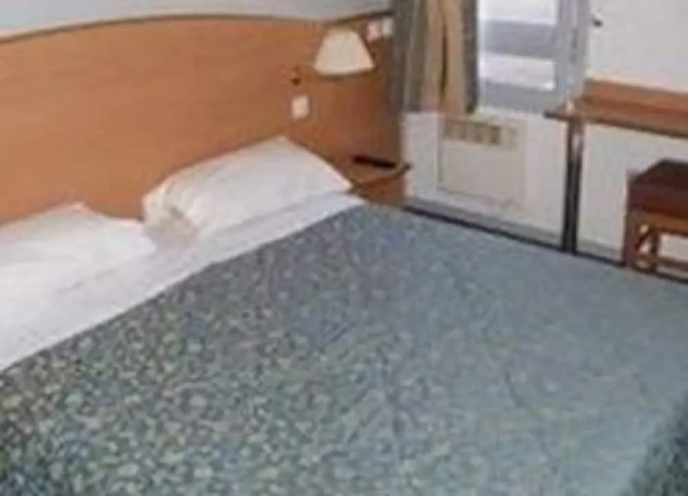 Meaux Hotel Confort - Photo 4
