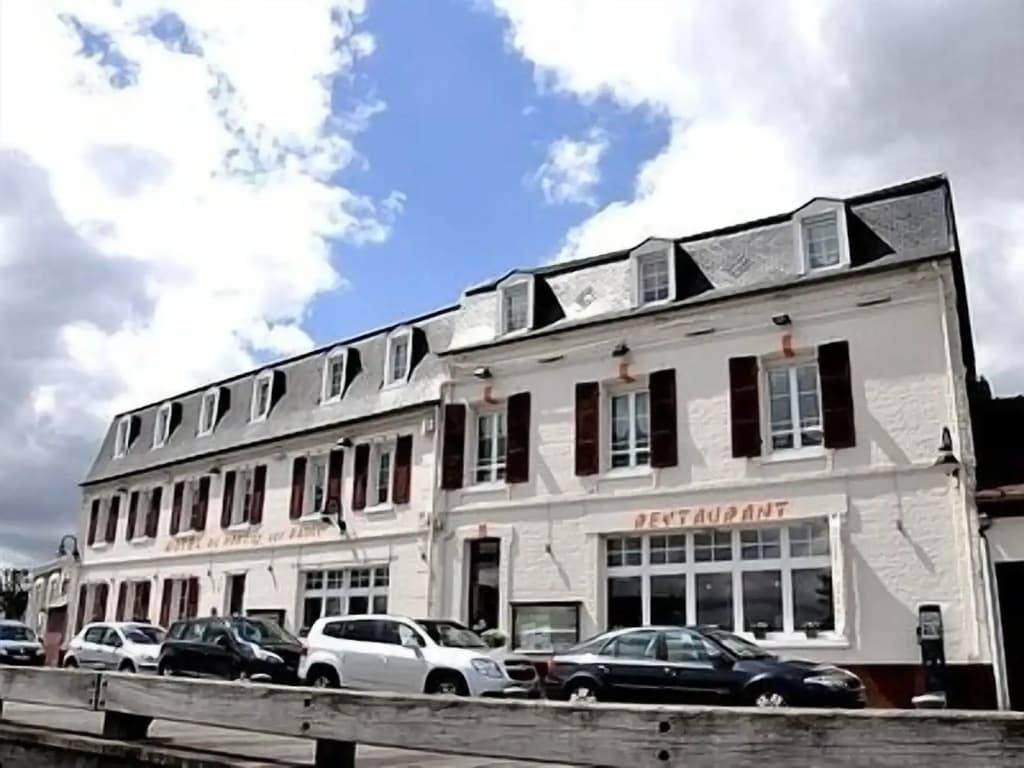 Hôtel du Port et des bains - Photo 1