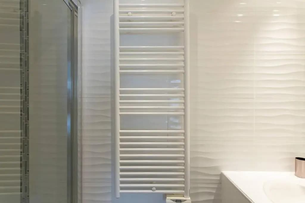 Martinez Hotel Area: Modern 3 Bedrooms W/ Terrace - Miniature 8