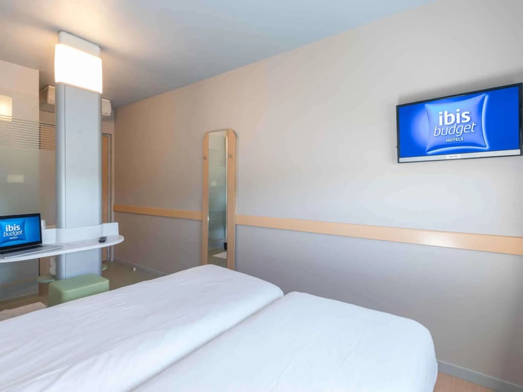 Ibis Budget Ambérieu-En-Bugey Château-Gaillard - Miniature 8