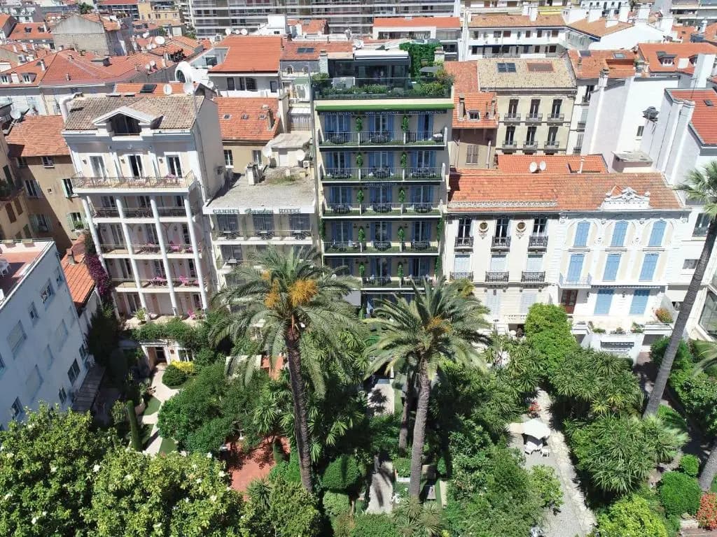 Hotel De Provence - Photo 1