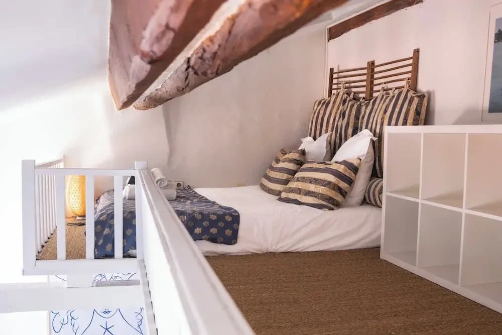 Cozy Studio- Mezzanine/2p- Central/ Port St-tropez - Photo 2