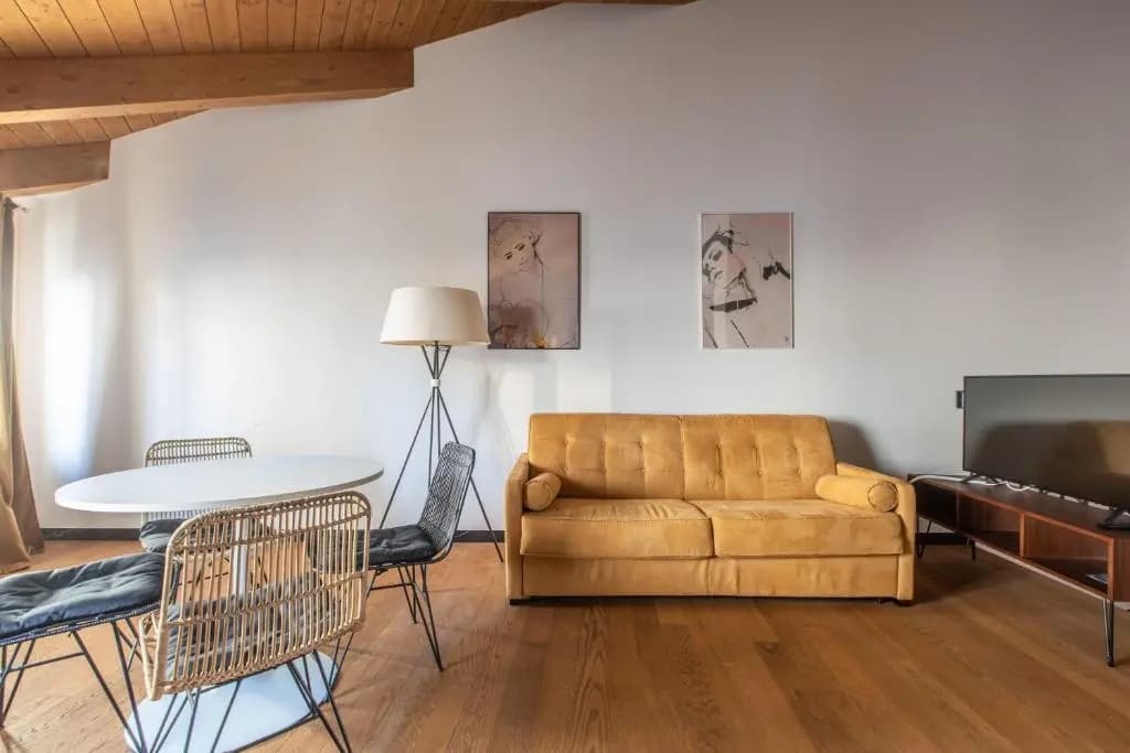 Penthouse 1BR - Cannes Center - Marche Forville - 5 min Palais, Croisette & Plages - Photo 3