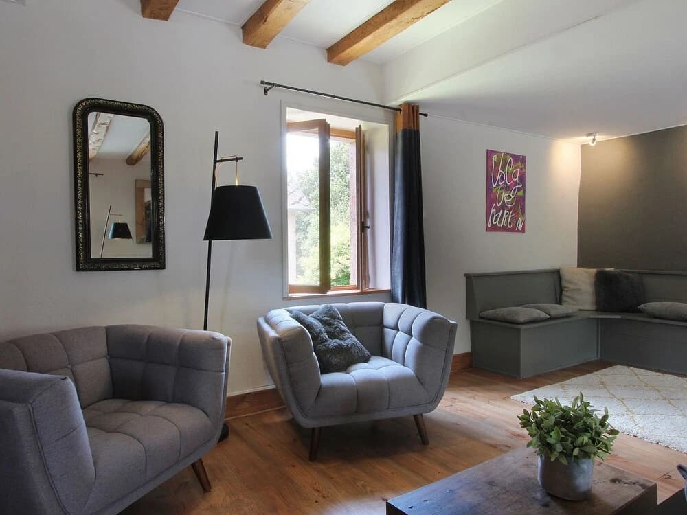 Countryside Holiday Home in Poil With Private Garden - Photo 2