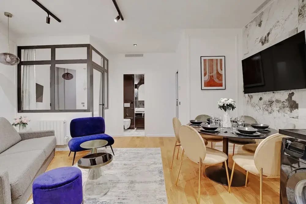 Authentic apt - 2br/6p - Rue des Martyrs - Opera - Miniature 8