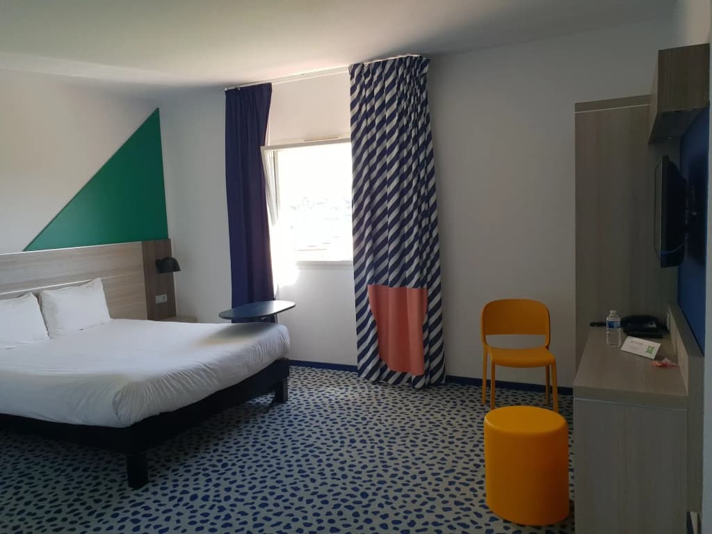 ibis Styles Marseille Plan de Campagne - Photo 3