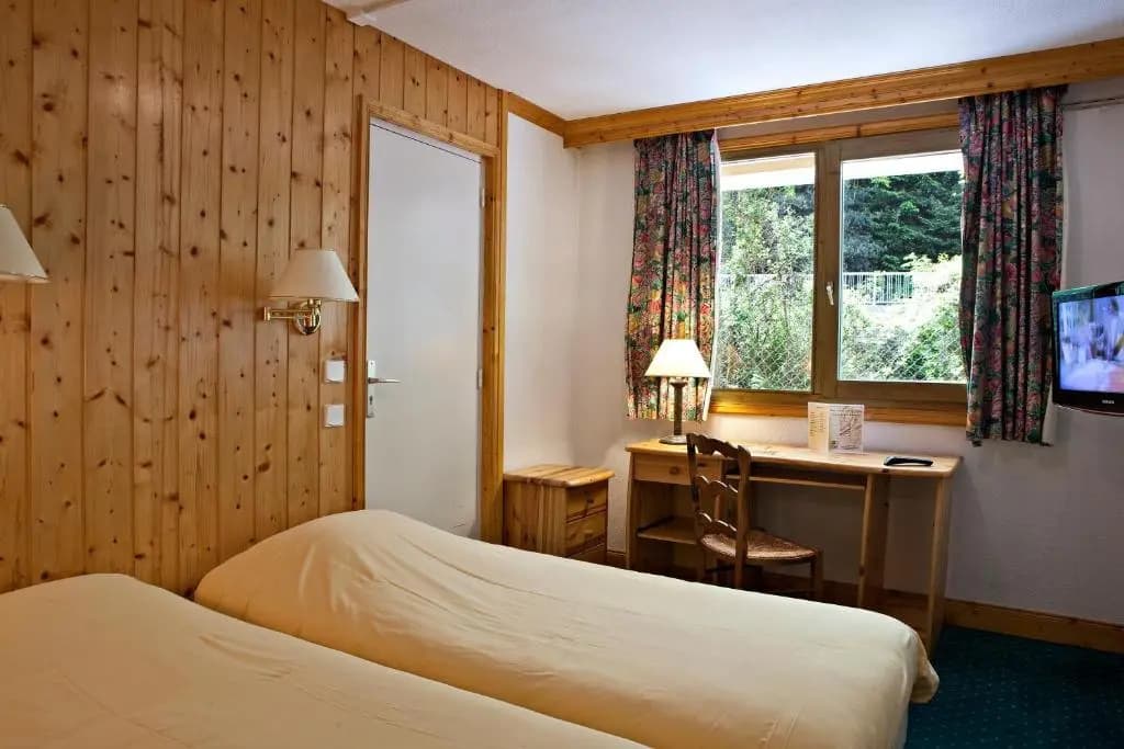 Hotel Athena - Photo 5