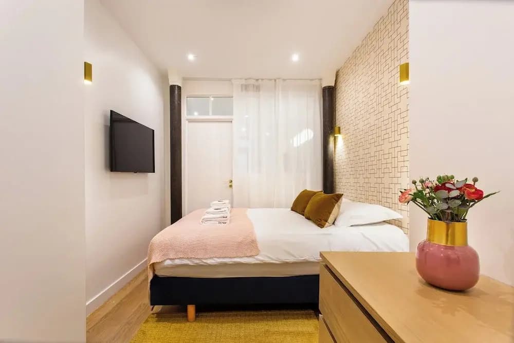 Beautiful Apartment - 4br/10p - Rue des Martyrs - Miniature 6