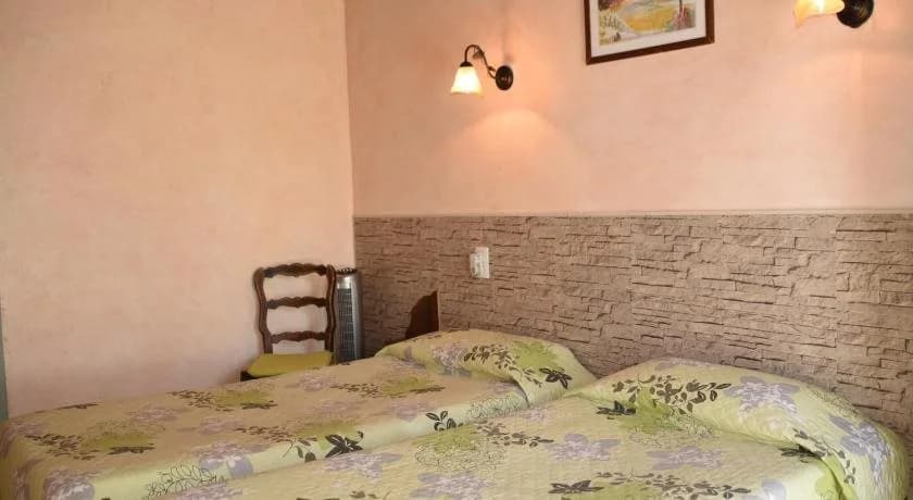 Hotel De La Caume - Photo 4