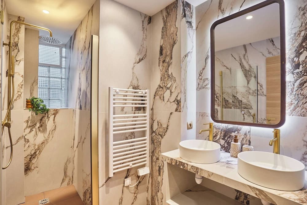 Suite AC Saint Germain des Pres-rue de Rennes - Miniature 8