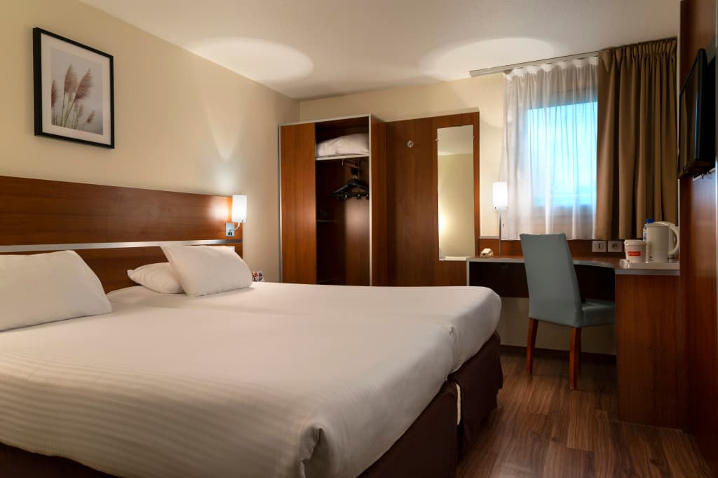 Comfort Hotel Aeroport Lyon St Exupery - Photo 4
