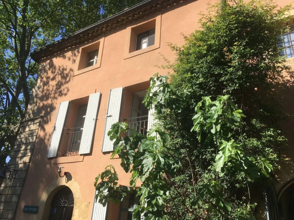 La Bastide du Roy Rene - Photo 1