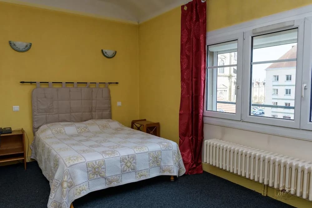 Hotel de la Cloche - Photo 3